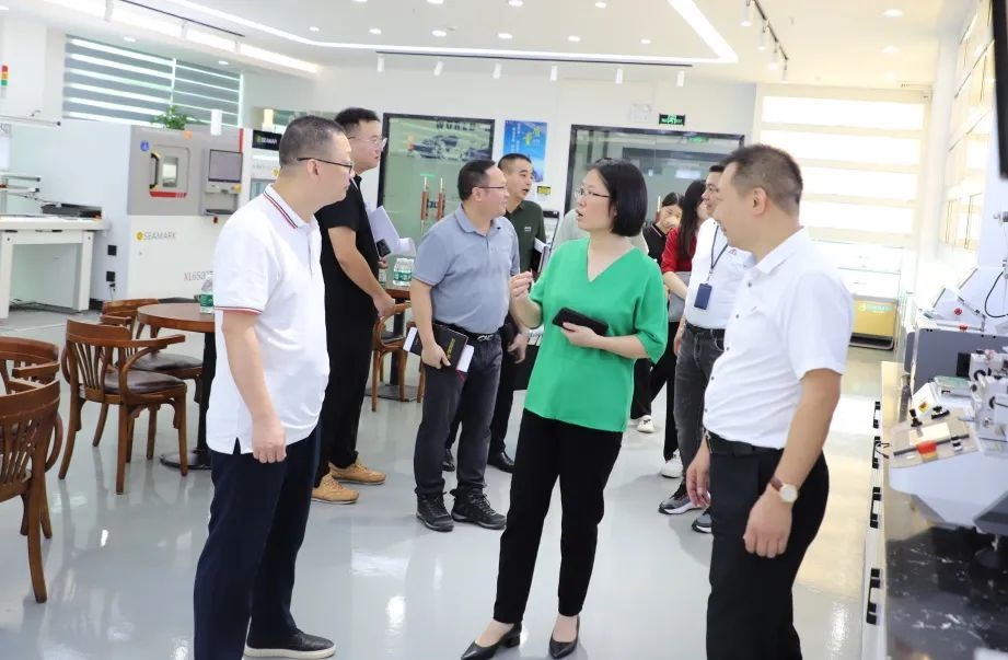 Warm welcome from the Party Committee Secretary and delegation of Fuyong Street, Bao'an District, to visit Zhuomao Technology for guidance